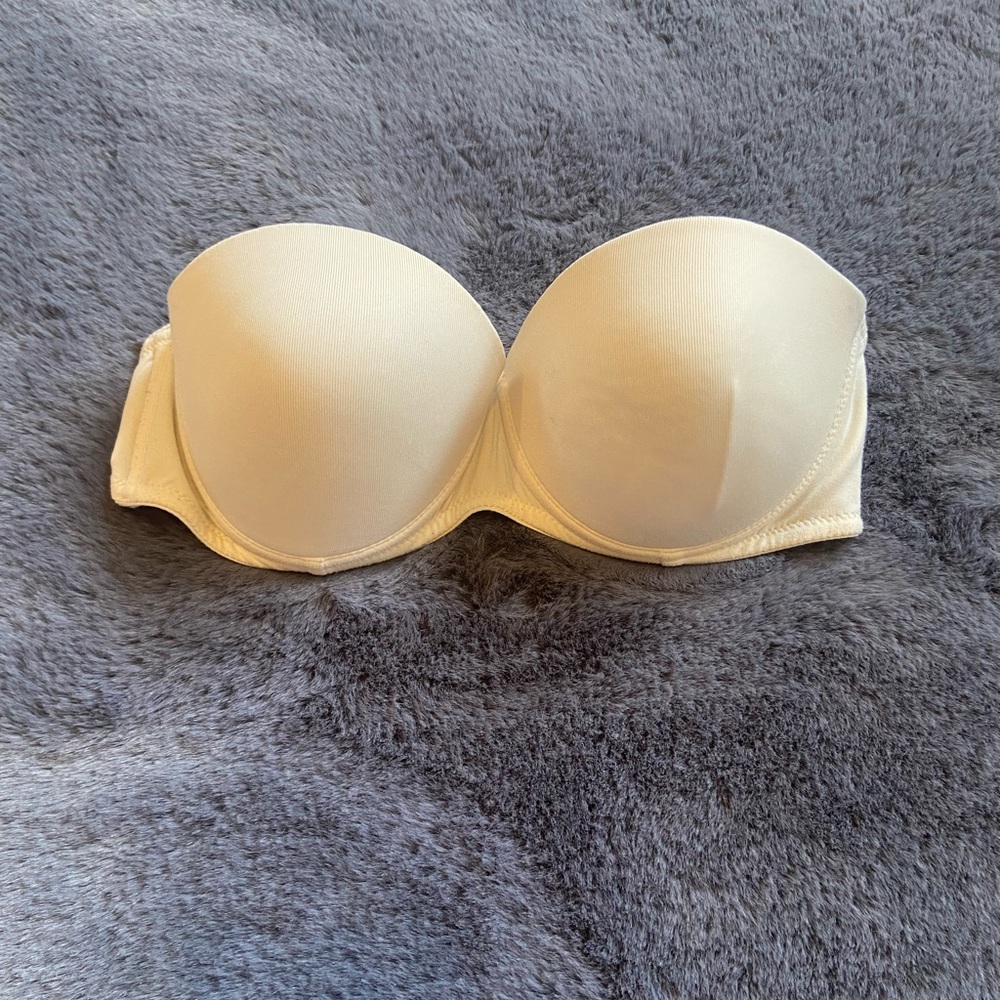 Calvin Klein Strapless Bra 34C